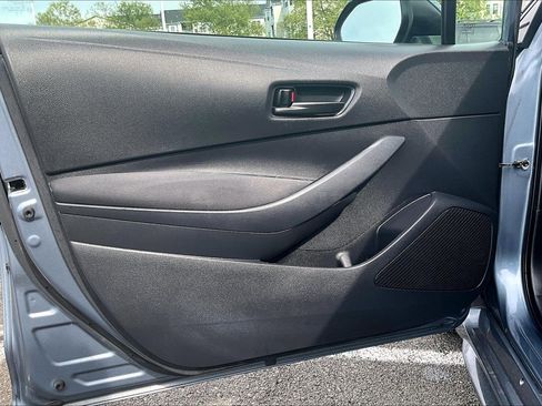 Used 2023 Toyota Corolla LE image 21