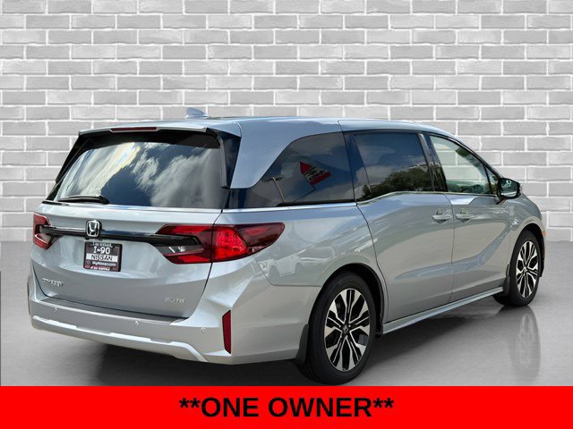 Used 2025 Honda Odyssey Elite image 6