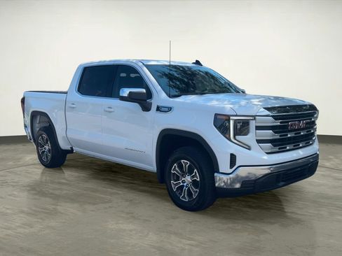 New 2026 GMC Sierra 1500 SLE image 8
