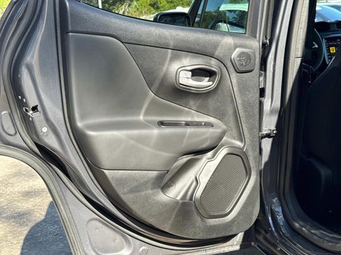 Certified 2023 Jeep Renegade Altitude w/ Sun/Sound Group image 11