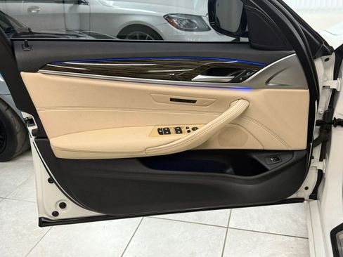 Used 2021 BMW 530i w/ Convenience Package image 14