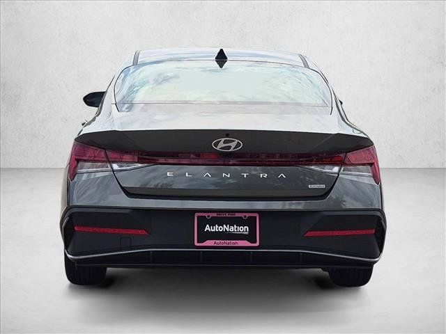 New 2026 Hyundai Elantra Hybrid FWD image 8