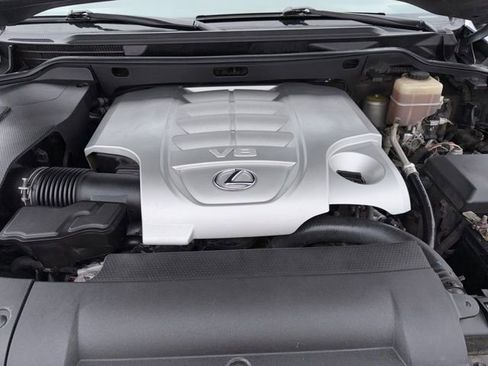 Used 2011 Lexus LX 570 570 w/ Luxury Pkg image 36