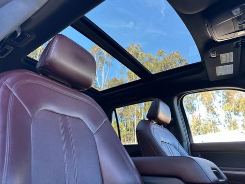 Used 2023 Ford Expedition Limited RWD image 20