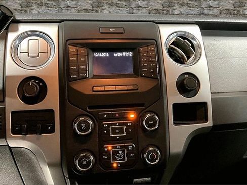 Used 2014 Ford F150 XLT w/ Equipment Group 302A Luxury image 8