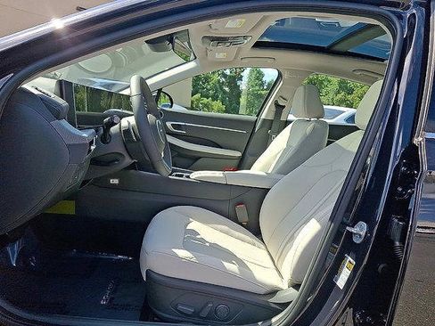 New 2025 Hyundai Sonata SEL image 6
