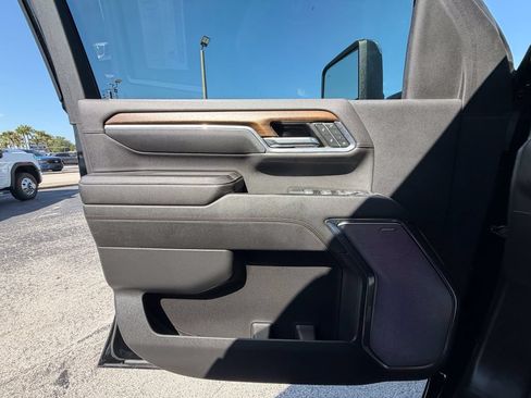 Used 2024 Chevrolet Silverado 3500 High Country w/ High Country Premium Package AWD/4WD image 21