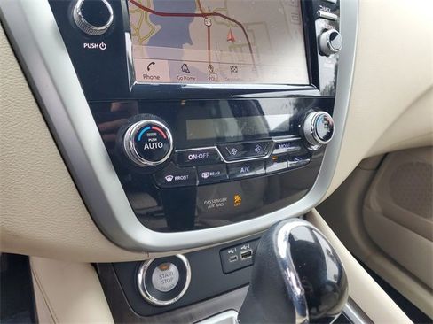 Used 2019 Nissan Murano Platinum image 22