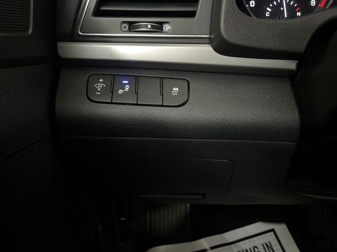 Used 2018 Hyundai Elantra Value Edition image 56