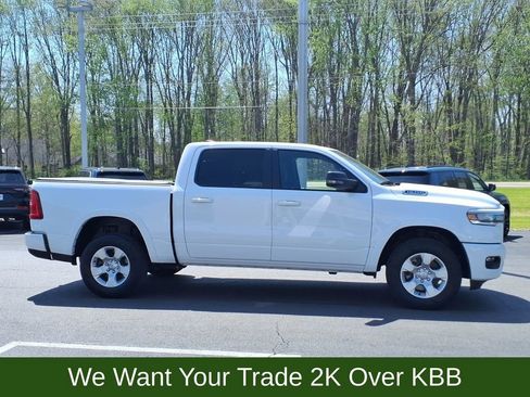 Used 2025 RAM 1500 Big Horn AWD/4WD image 5