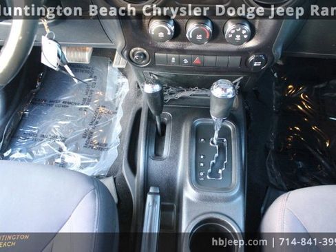 Used 2015 Jeep Wrangler Unlimited Sport w/ Quick Order Package 24S image 13