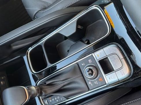 Used 2025 Kia Telluride SX X-Line AWD/4WD image 22