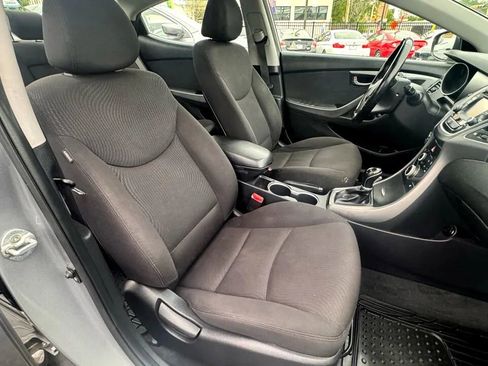 Used 2016 Hyundai Elantra Value Edition image 9