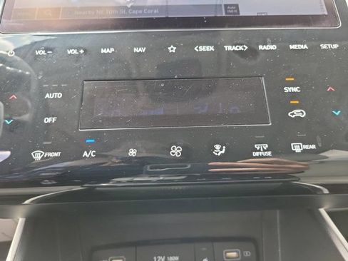 Used 2024 Hyundai Tucson Limited FWD image 31