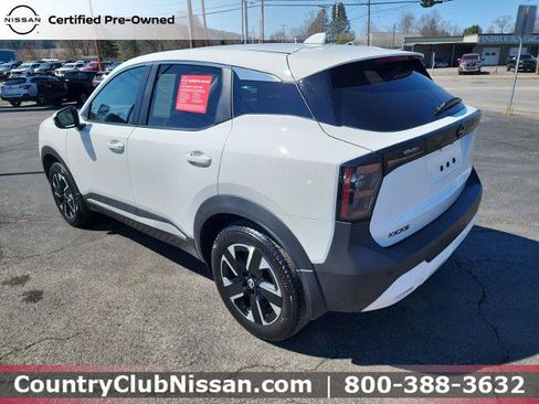 Certified 2025 Nissan Kicks SV image 6