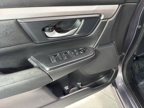 Used 2020 Honda CR-V LX image 7