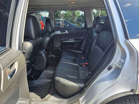 Used 2012 Subaru Forester 2.5X Premium w/ All-Weather Pkg AWD/4WD image 11