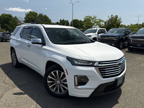 Certified 2023 Chevrolet Traverse Premier w/ LPO, Floor Liner Package AWD/4WD image 1