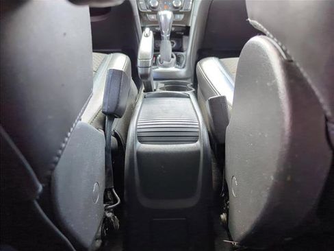 Used 2019 Buick Encore Sport Touring FWD image 19