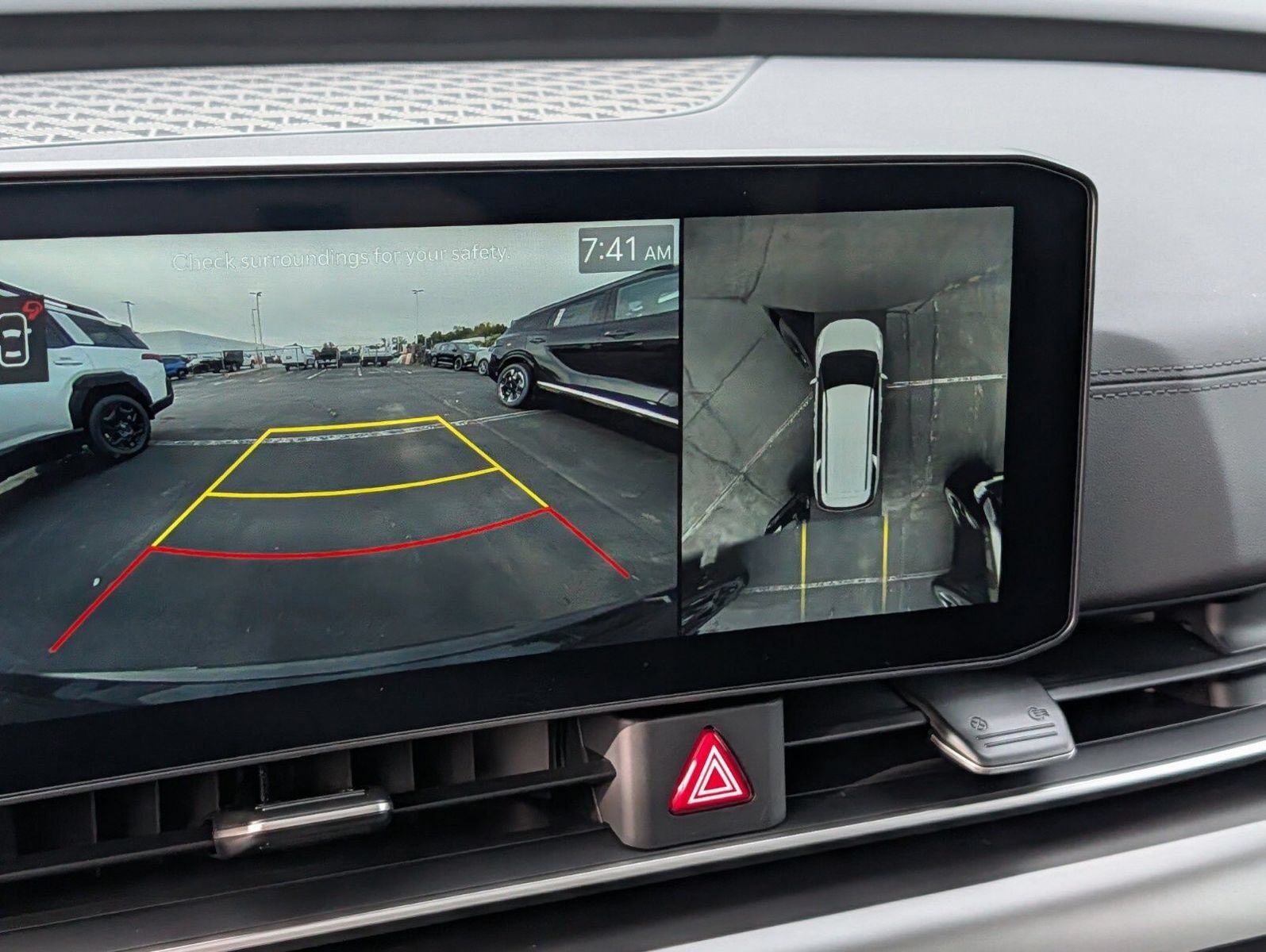 New 2027 Kia Carnival SX w/ Dark Edition Package FWD image 7
