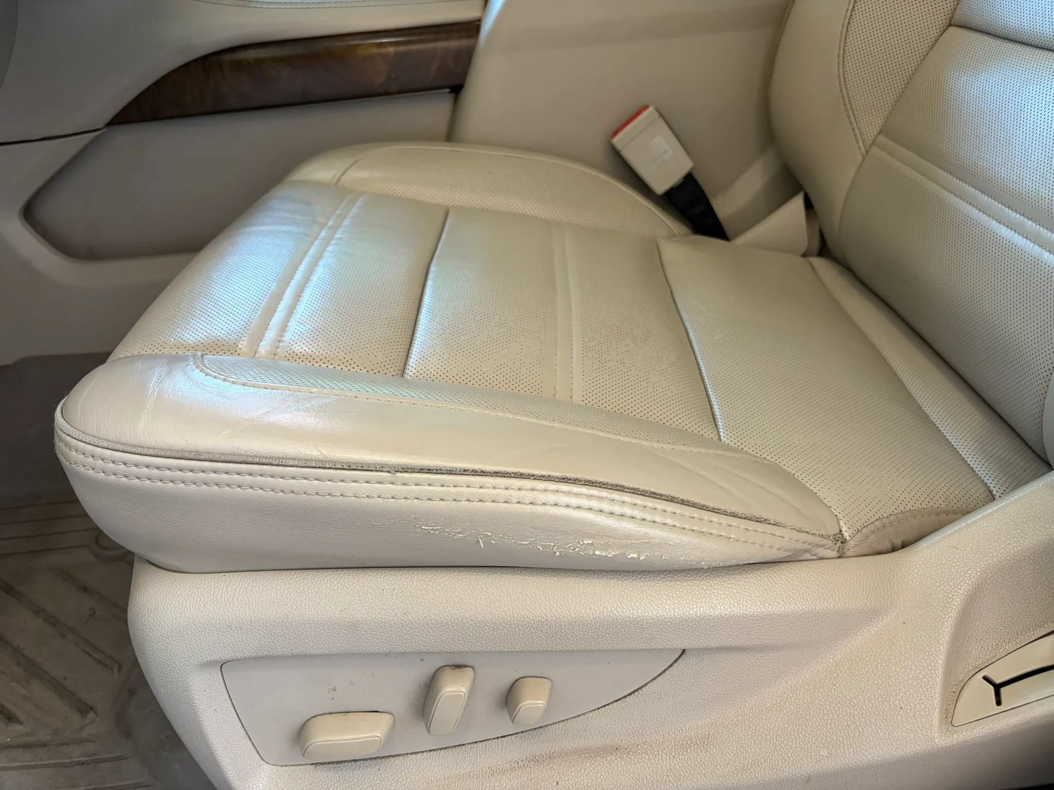 Used 2019 GMC Yukon Denali w/ Denali Ultimate Package RWD image 12