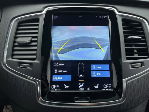 Used 2016 Volvo XC90 T6 Momentum w/ Vision Package image 6