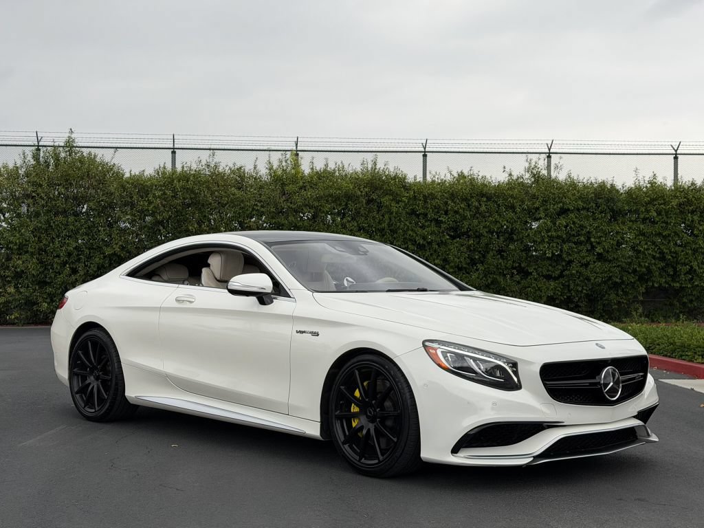 Used 2015 Mercedes-Benz S 63 AMG 4MATIC Coupe image 3