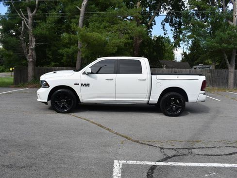 Used 2017 RAM 1500 Sport w/ Convenience Group AWD/4WD image 3