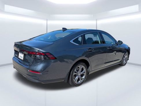 Used 2024 Honda Accord EX image 4