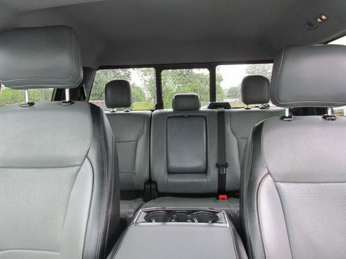 Used 2021 Ford F150 Lariat w/ Equipment Group 501A Mid AWD/4WD image 10