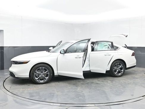 New 2026 Honda Accord EX-L image 52