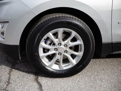 Certified 2021 Chevrolet Equinox LT image 9