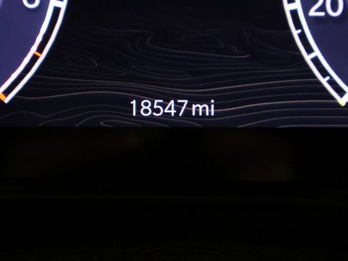 Used 2023 Jeep Grand Cherokee Altitude image 35