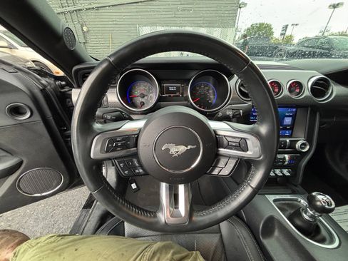 Used 2021 Ford Mustang GT Premium w/ GT Performance Package RWD image 9