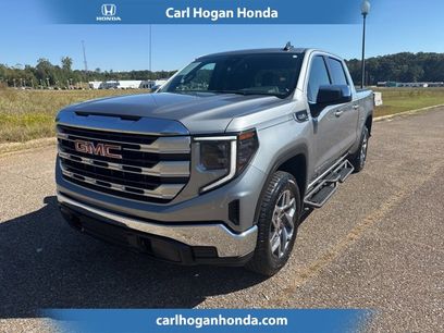 Used 2024 GMC Sierra 1500 SLE w/ X31 Off-Road Package