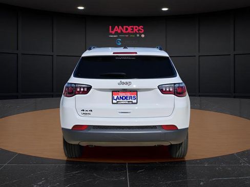 New 2025 Jeep Compass Latitude w/ Altitude Special Edition image 2