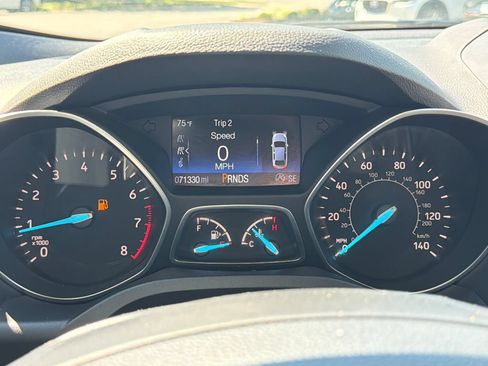 Used 2017 Ford Escape Titanium w/ Equipment Group 301A FWD image 19