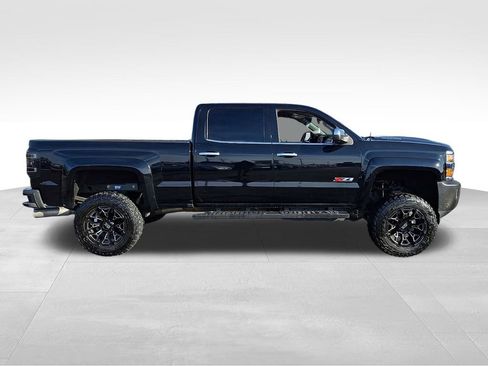 Used 2019 Chevrolet Silverado 2500 LTZ w/ Duramax Plus Package image 7