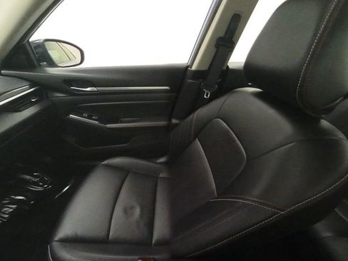 Certified 2024 Nissan Altima 2.5 SR w/ SR Premium Package FWD image 31