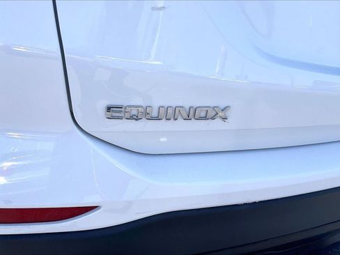 Used 2022 Chevrolet Equinox LS FWD image 8