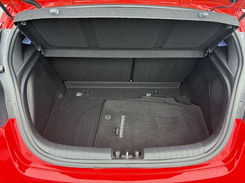 Used 2022 Hyundai Veloster N FWD image 7