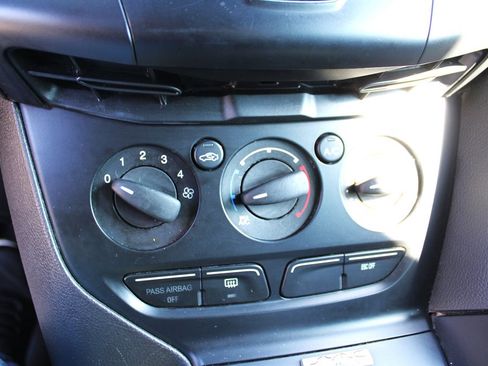 Used 2014 Ford Focus ST image 25