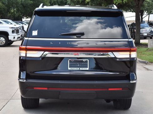 Used 2024 Lincoln Navigator Black Label AWD/4WD image 9