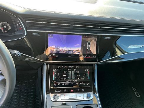 Used 2023 Audi Q7 3.0T Prestige w/ Prestige Package image 18