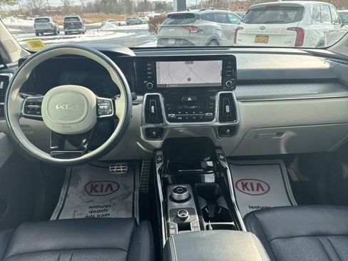 Used 2024 Kia Sorento SX Prestige AWD/4WD image 10