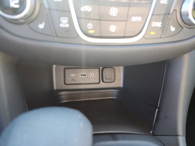 Certified 2024 Chevrolet Equinox LT FWD image 23