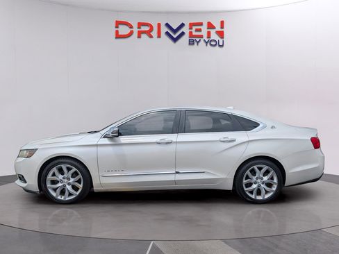 Used 2014 Chevrolet Impala LTZ FWD image 2