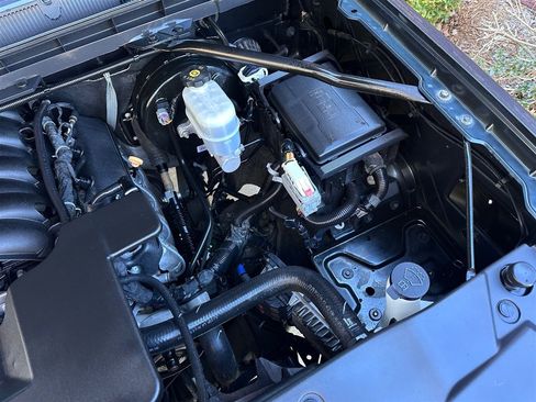 Used 2018 Chevrolet Silverado 1500 LT w/ All Star Edition image 57