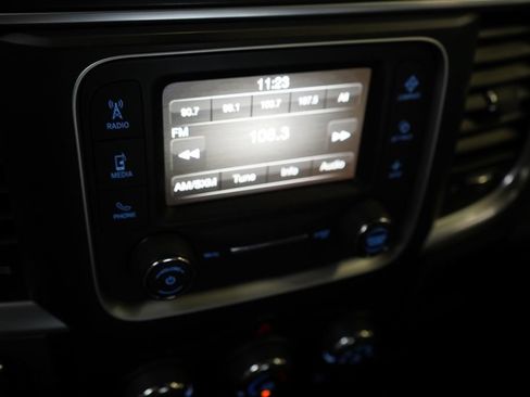 Used 2024 RAM 1500 Warlock AWD/4WD image 33