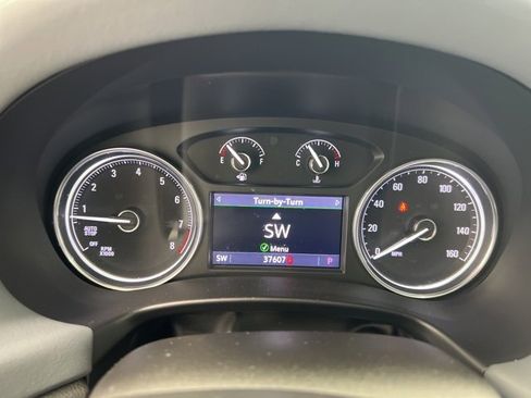 Used 2023 Buick Enclave Essence w/ Experience Buick Package image 9